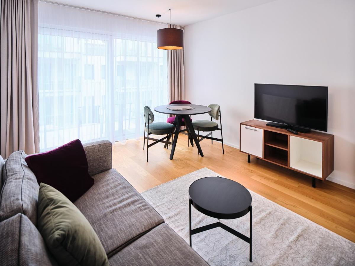 Myfavorit Apartments - Spacious Apartments Next To Puplic Transport U1 Direct Connection To Citycenter Wien Eksteriør billede